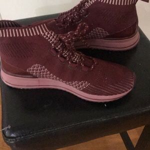 NWOB - ALDO BURGUNDY HIGH TOP STRETCHY SNEAKERS
